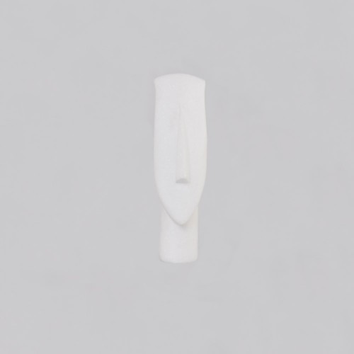 MARBLE HEAD OF A FIGURINE on marble base - SM070SM52